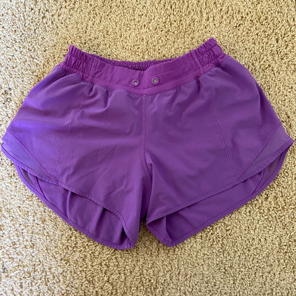 Lululemon Hotty Hot Shorts 4’ Tall